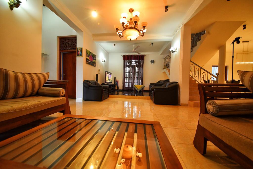 Asian Villa Negombo Extérieur photo